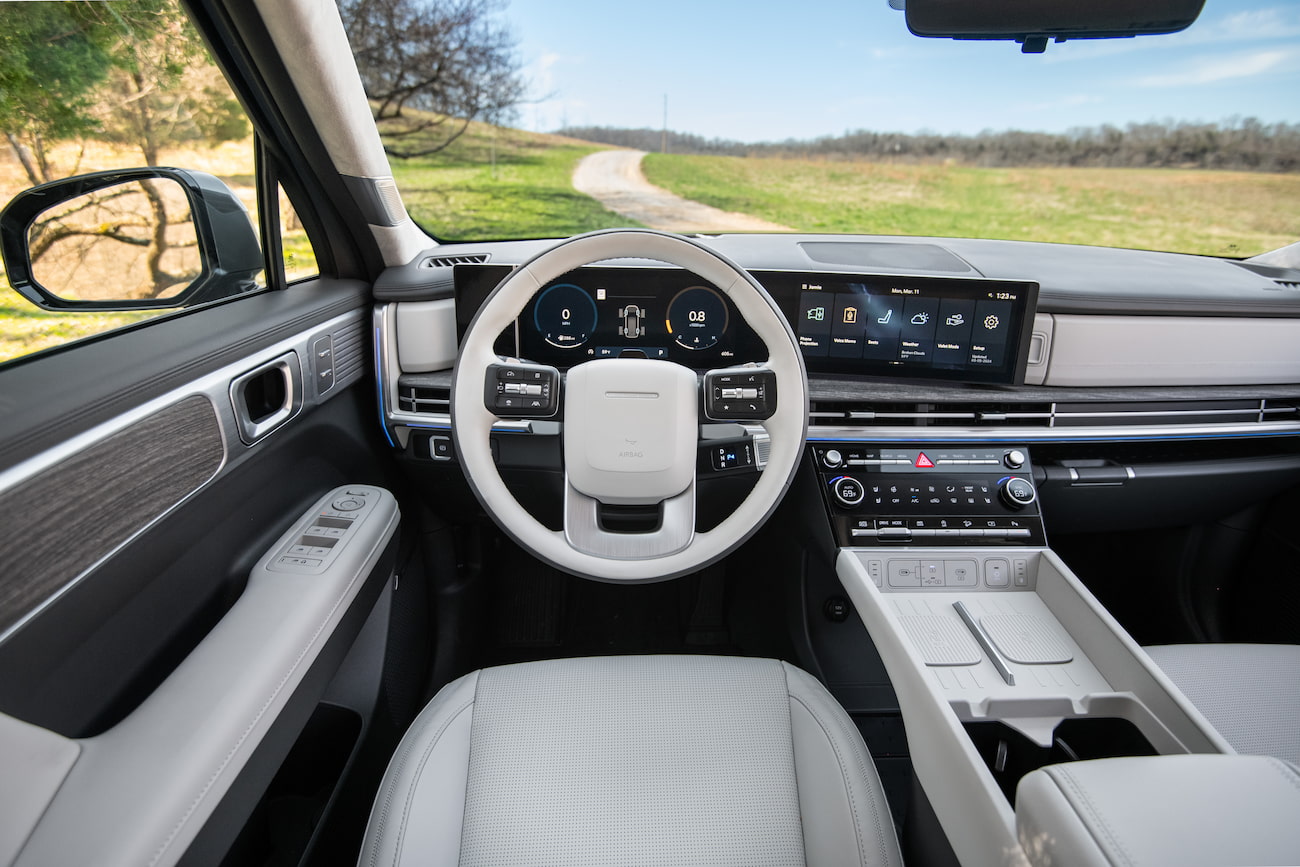 Hyundai Santa Fe interior comfort
