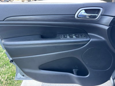 2021 Jeep Grand Cherokee Freedom Edition