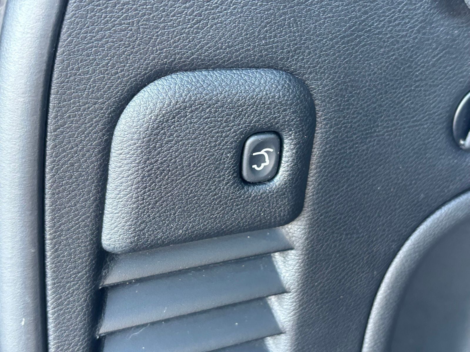 2021 Jeep Grand Cherokee Freedom Edition