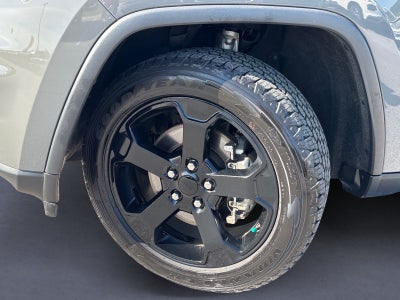 2021 Jeep Grand Cherokee Freedom Edition