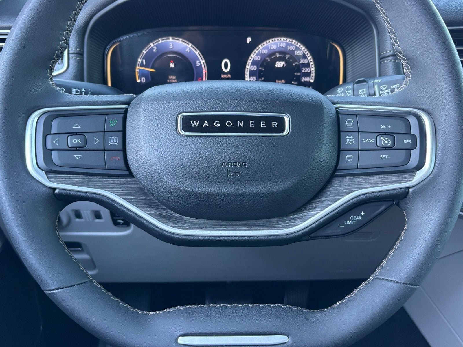 2024 Jeep Wagoneer L Series II