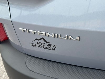 2022 Ford Escape Hybrid Titanium