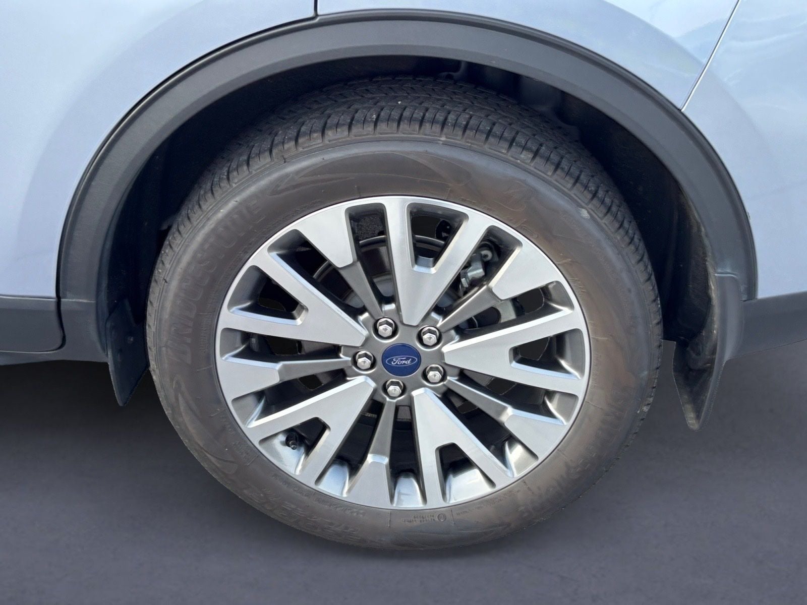 2022 Ford Escape Hybrid Titanium