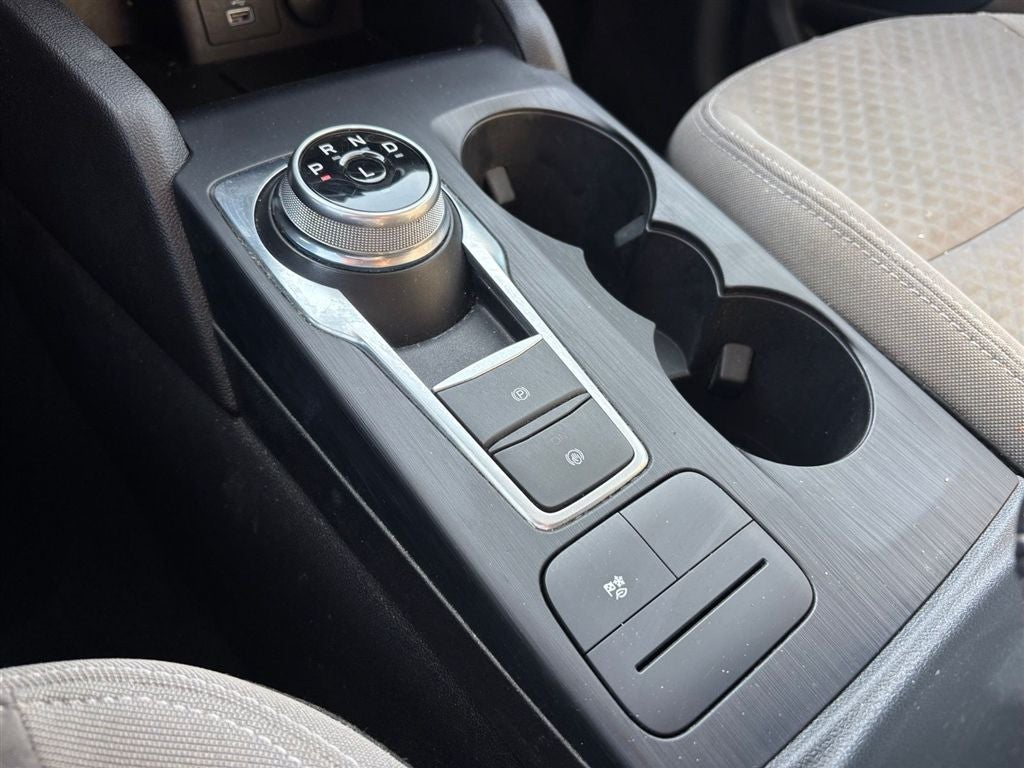 2022 Ford Escape Hybrid SE