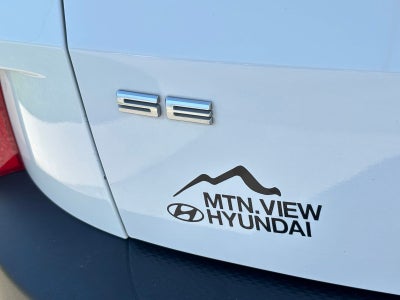 2022 Ford Escape Hybrid SE