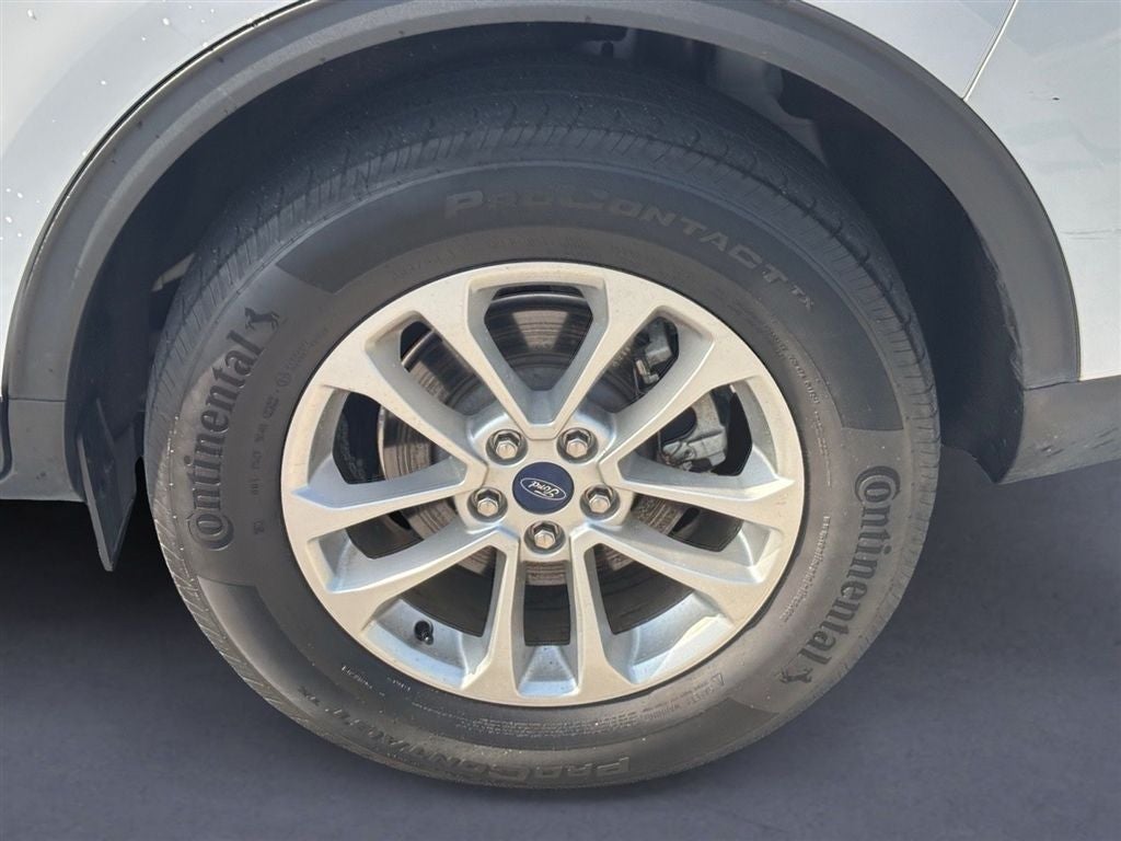 2022 Ford Escape Hybrid SE