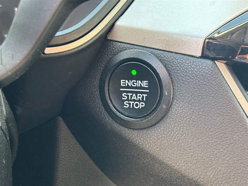 2022 Ford Escape Hybrid SE