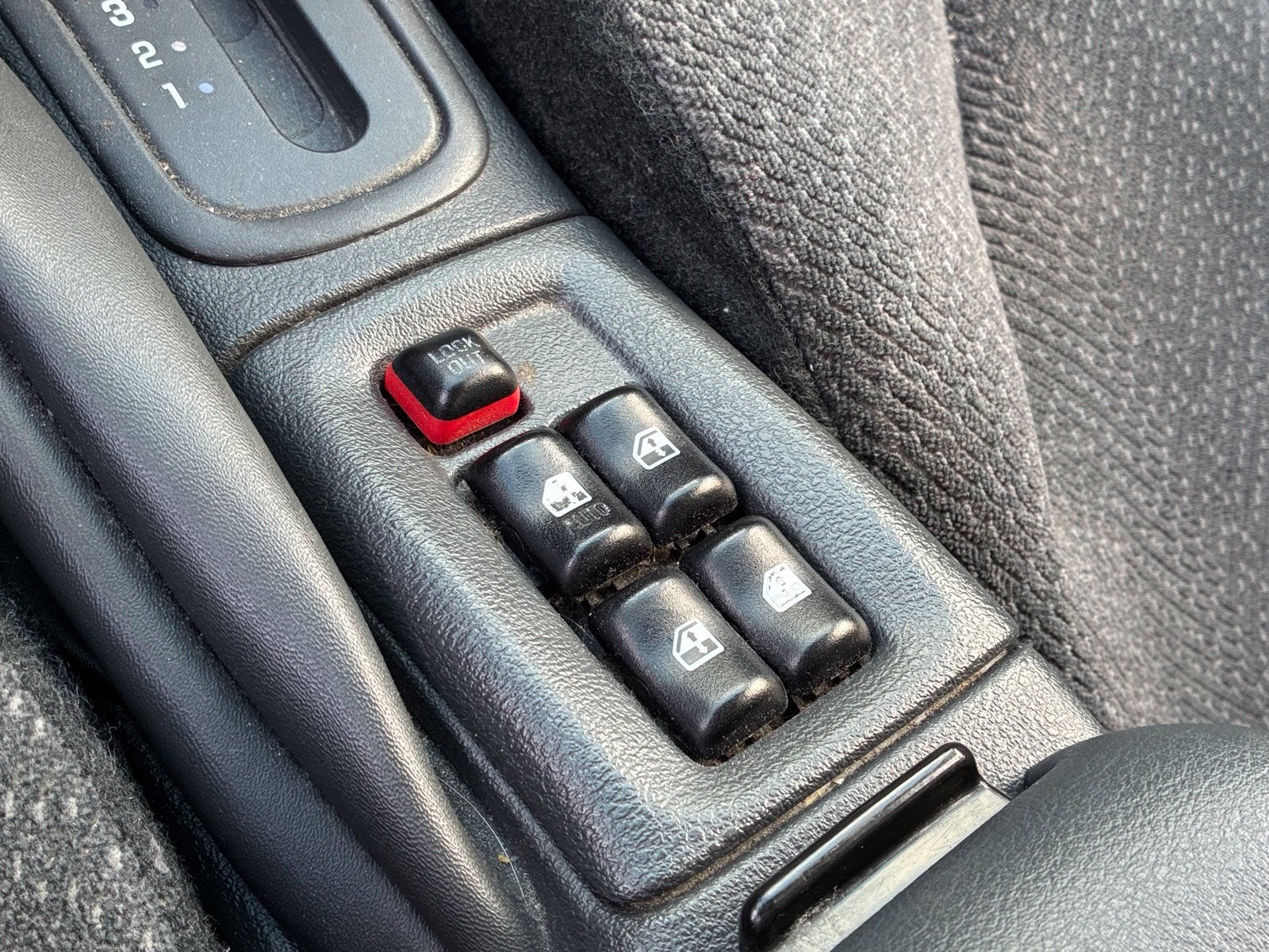 2003 Chevrolet Cavalier LS