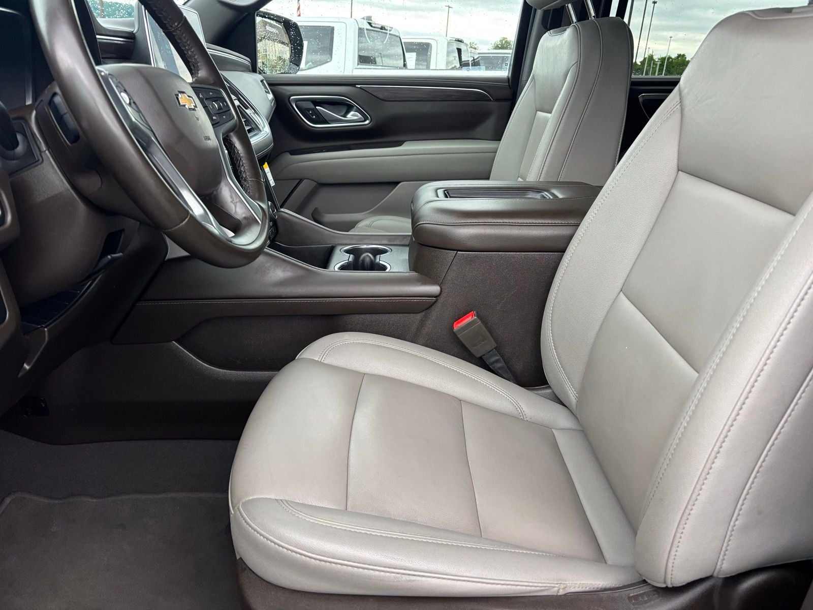 2024 Chevrolet Suburban LT