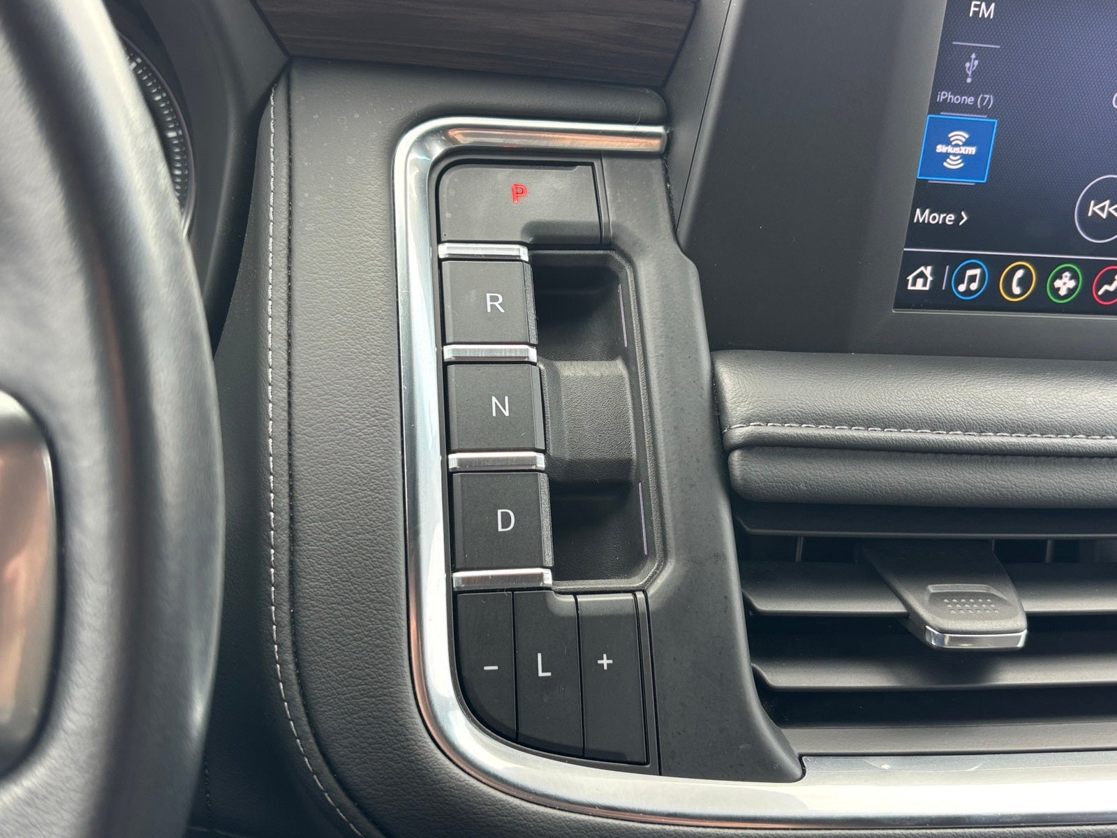 2022 Chevrolet Tahoe LS