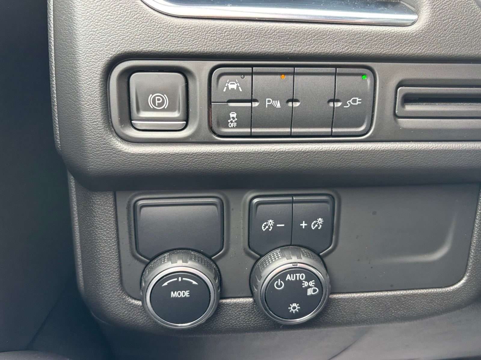 2022 Chevrolet Tahoe LS