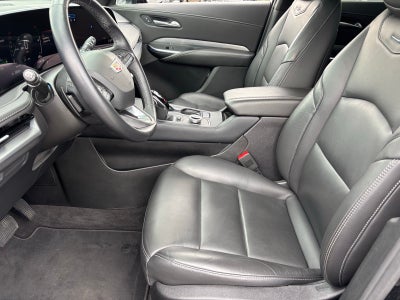 2025 Cadillac XT4 Premium Luxury