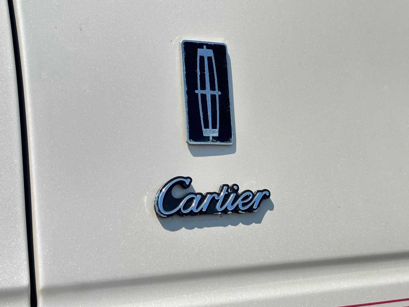 2003 Lincoln Town Car Cartier