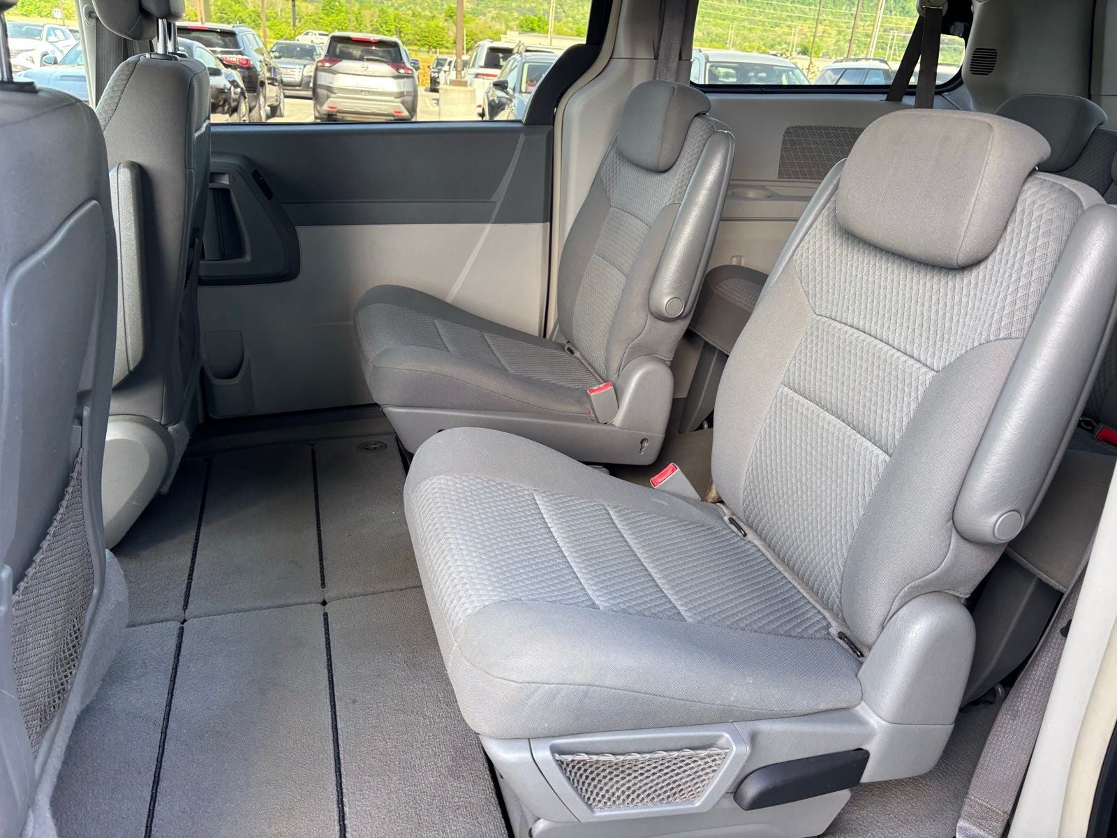2010 Chrysler Town & Country Touring