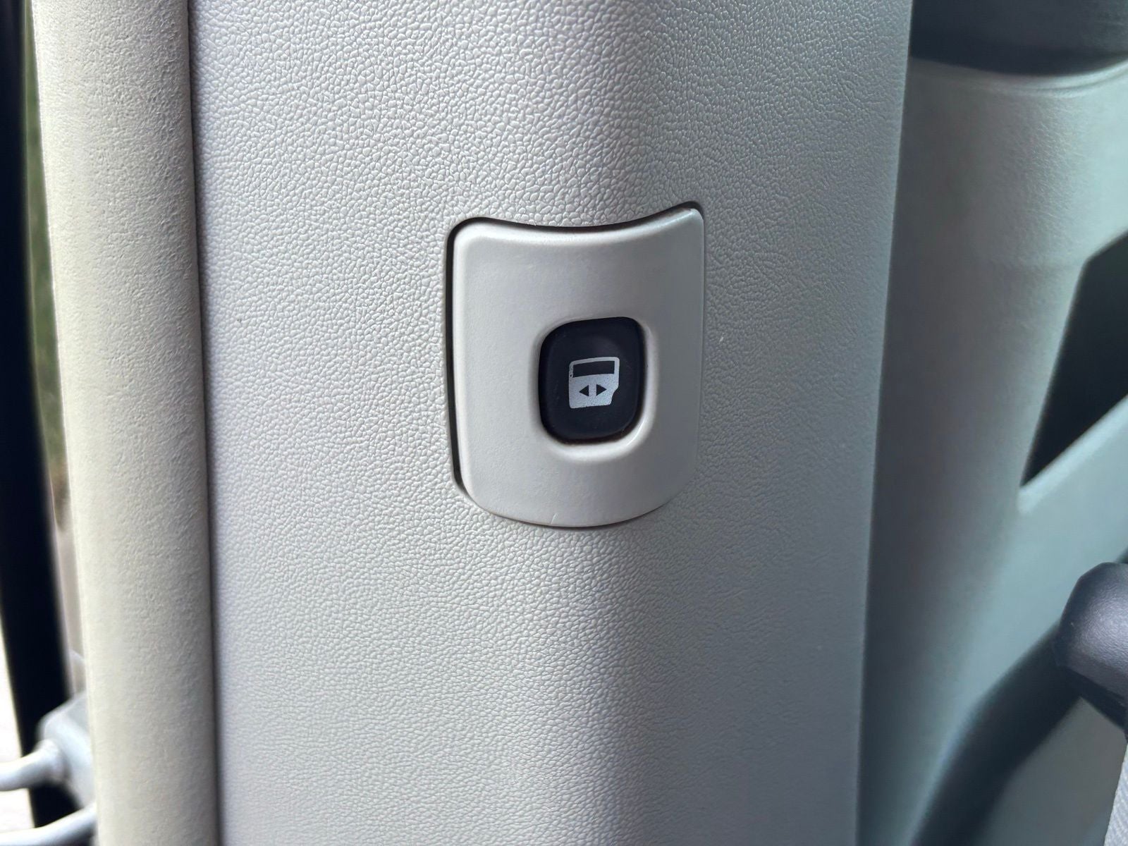 2010 Chrysler Town & Country Touring