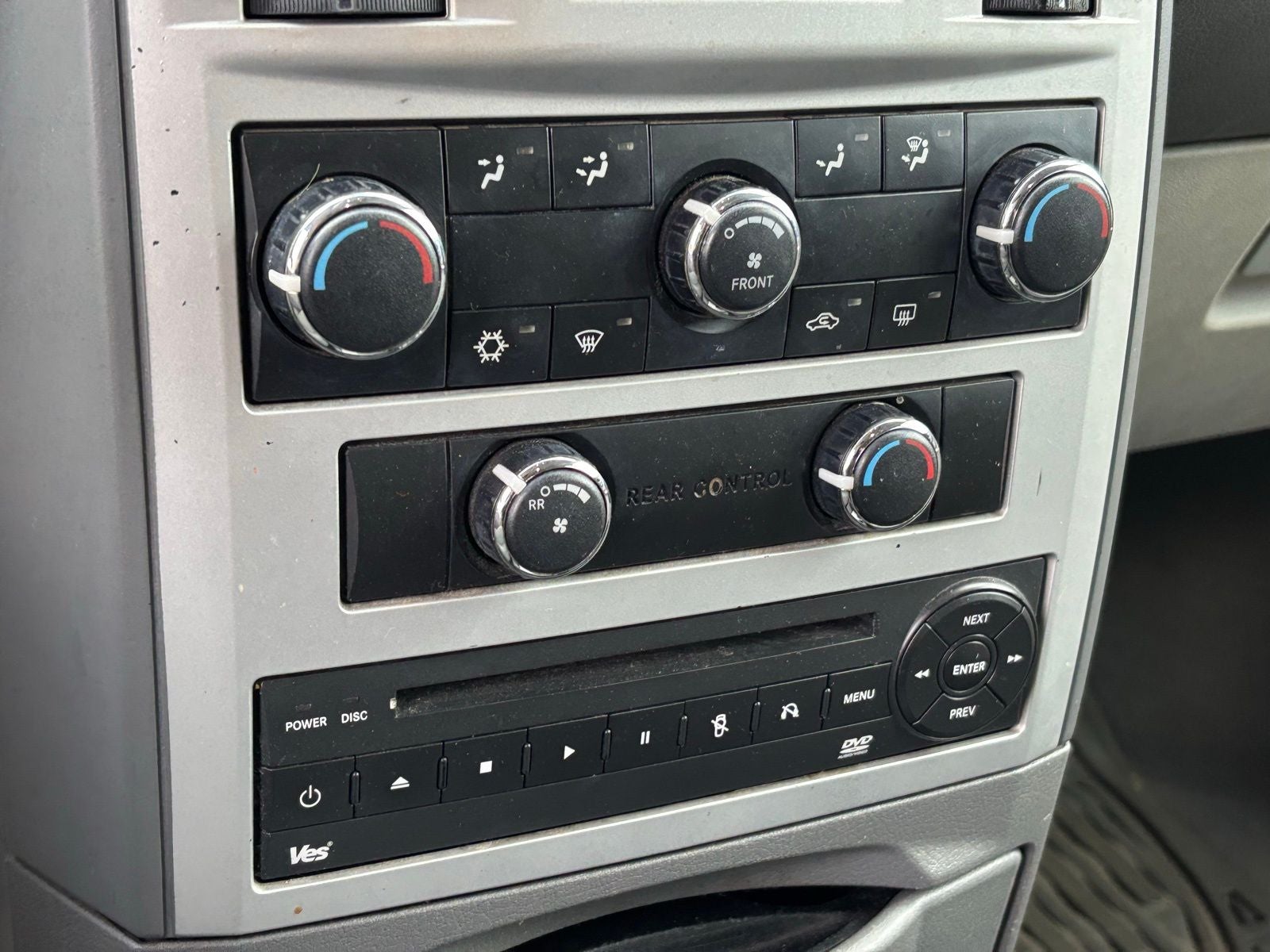 2010 Chrysler Town & Country Touring