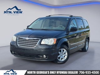 2010 Chrysler Town &amp; Country Touring