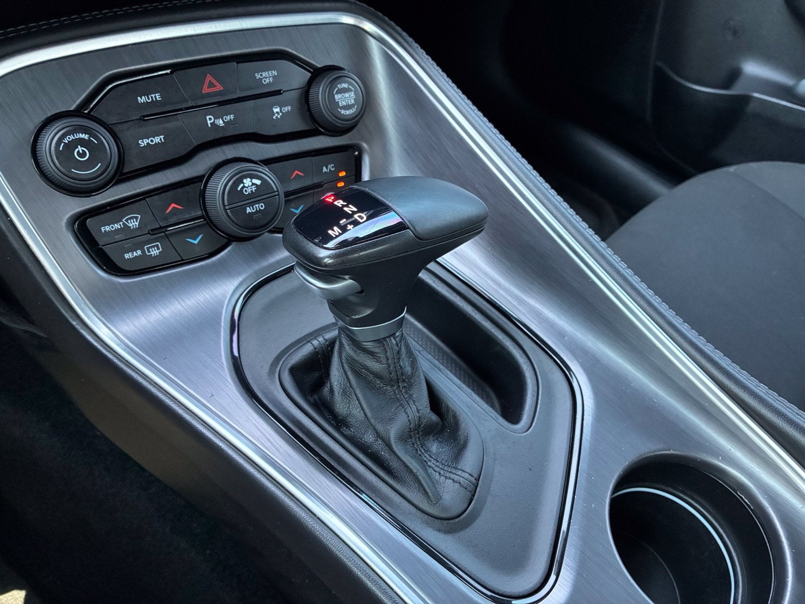 2018 Dodge Challenger R/T Shaker