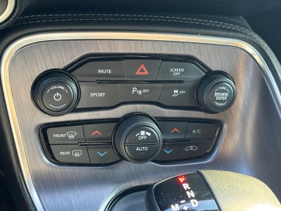 2018 Dodge Challenger R/T Shaker