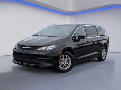 2024 Chrysler Voyager LX