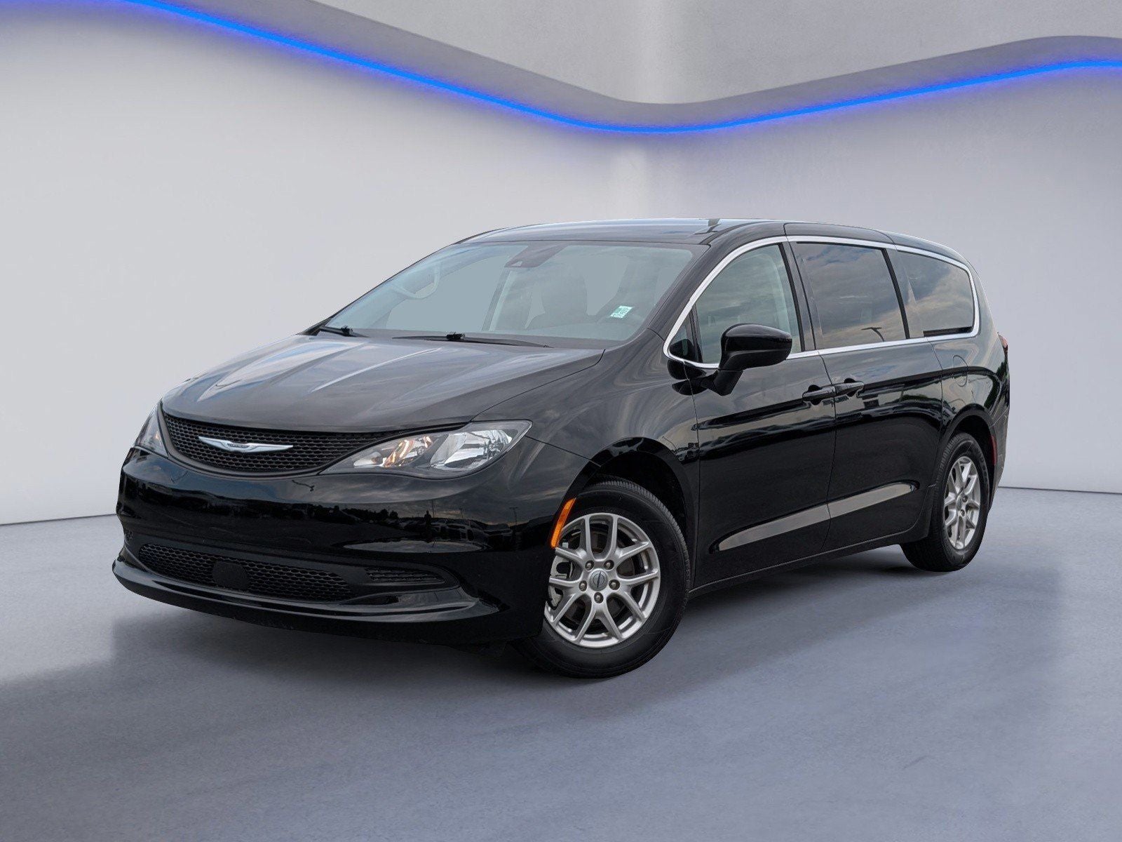 2024 Chrysler Voyager LX