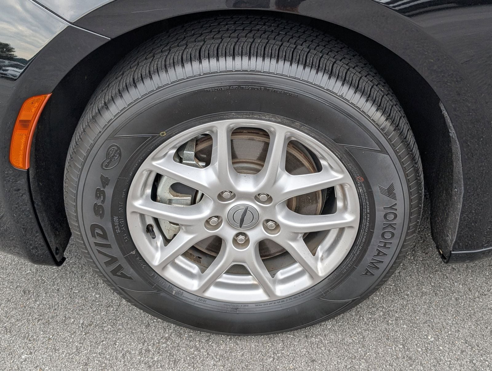 2024 Chrysler Voyager LX