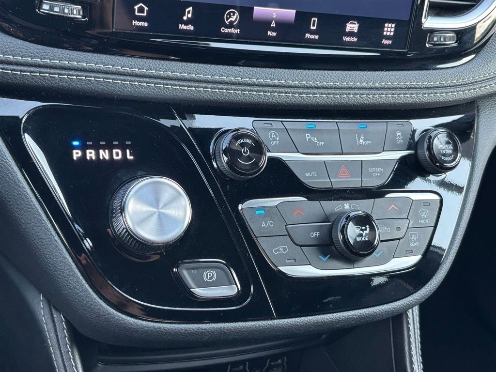 2025 Chrysler Pacifica Limited