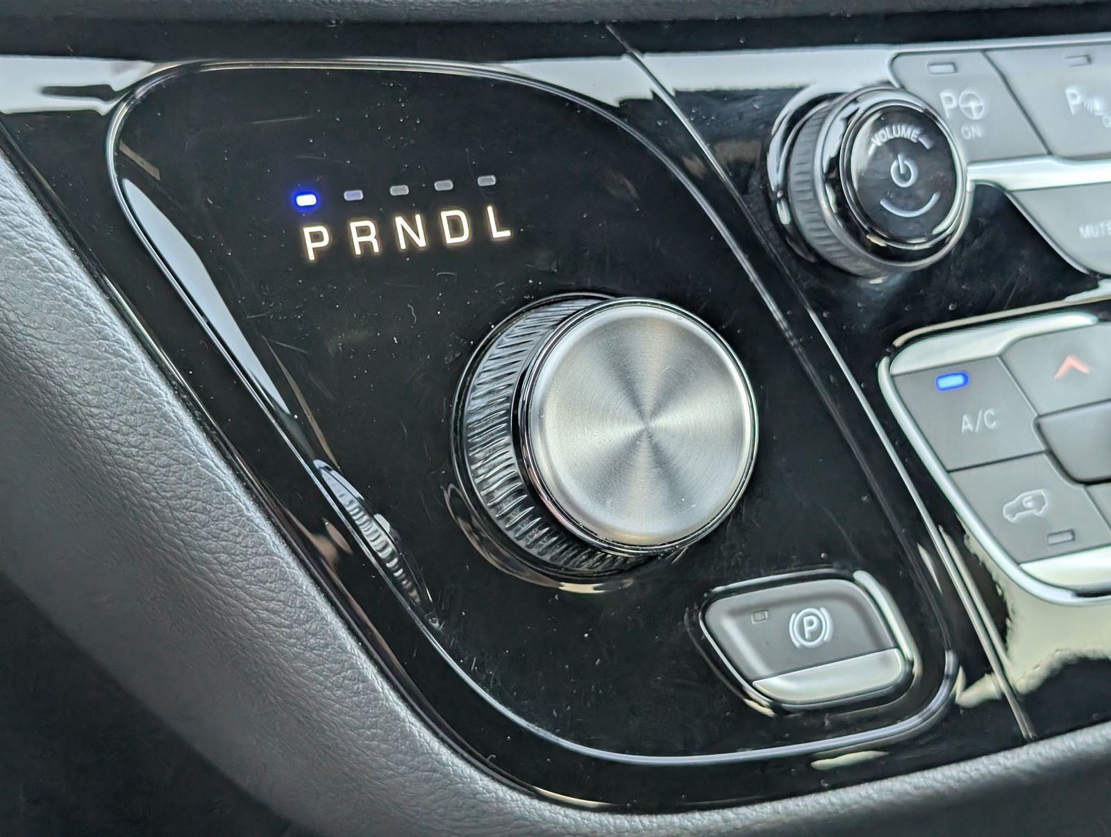 2024 Chrysler Pacifica Hybrid Select S Appearance