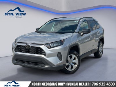 2020 Toyota RAV4 LE