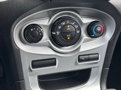 2014 Ford Fiesta SE