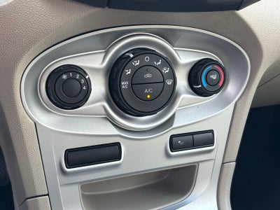 2016 Ford Fiesta SE