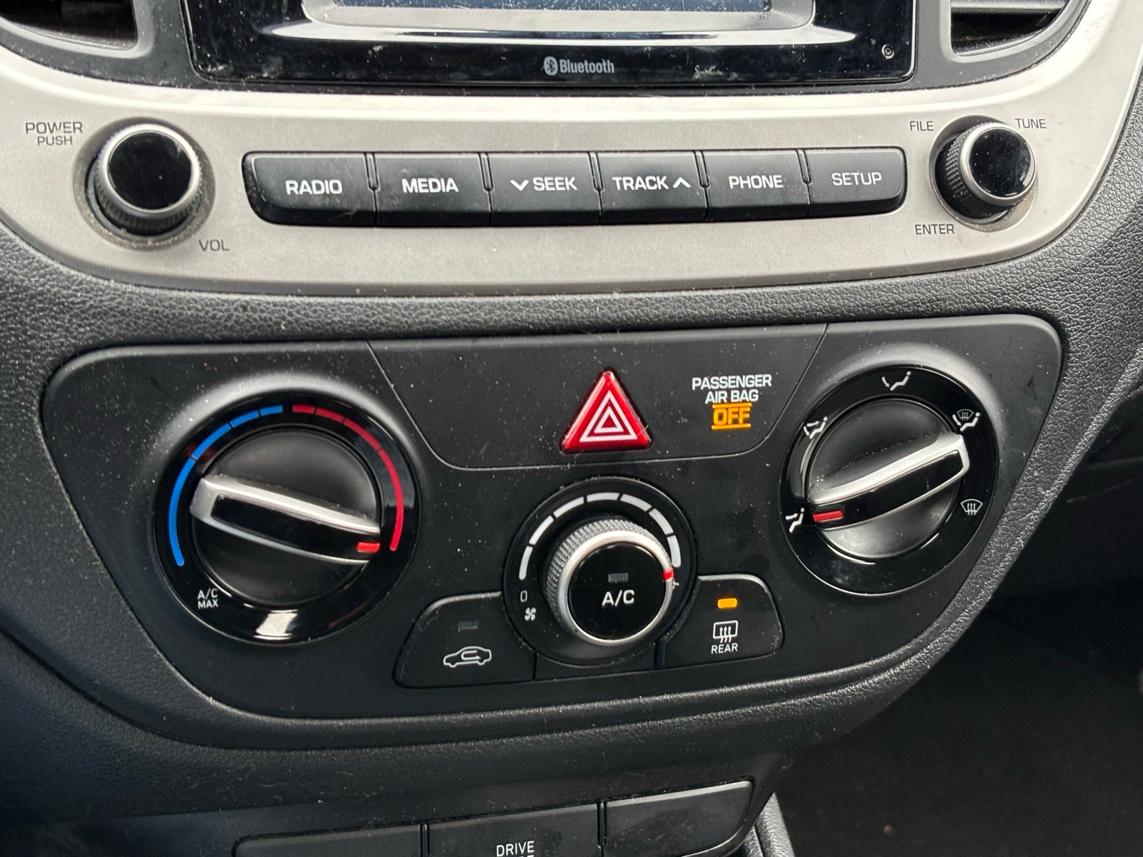 2019 Hyundai ACCENT SE