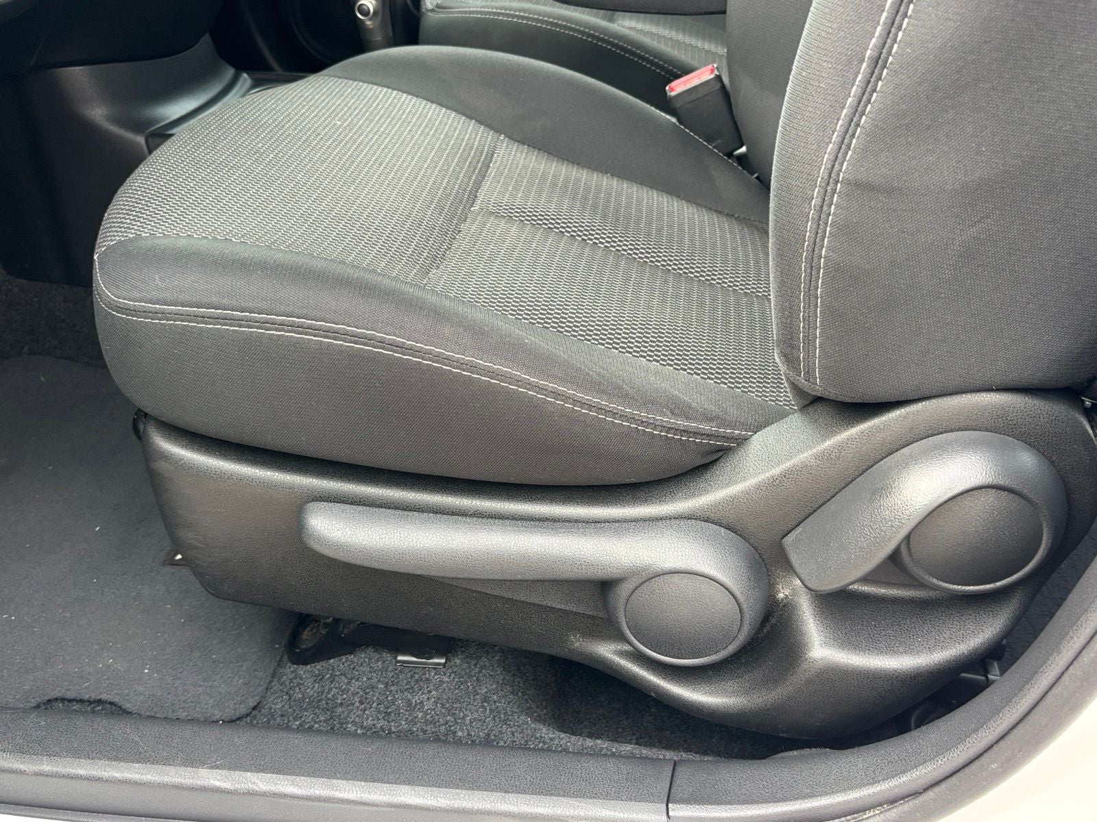 2015 Nissan Versa 1.6 SV