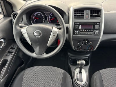 2015 Nissan Versa 1.6 SV