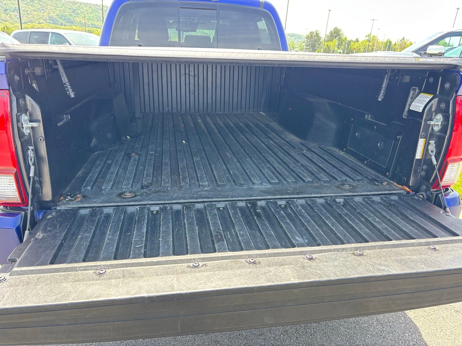 2022 Toyota Tacoma SR5 V6