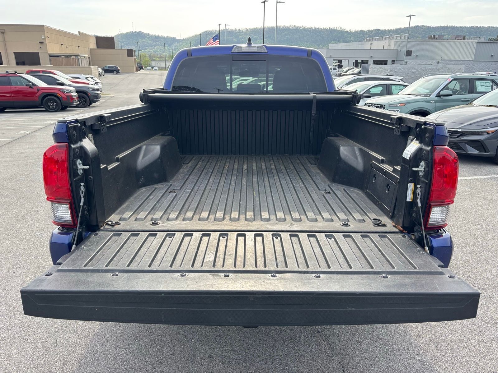 2022 Toyota Tacoma SR5 V6