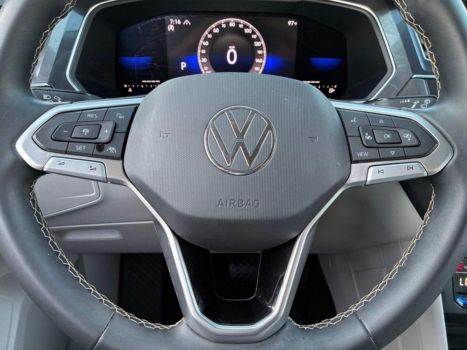 2023 Volkswagen Tiguan 2.0T SE
