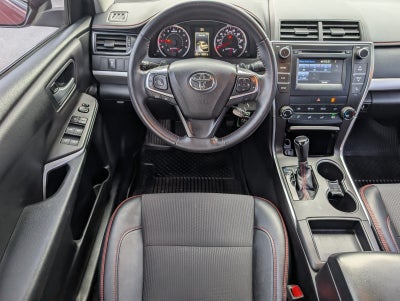 2016 Toyota Camry SE