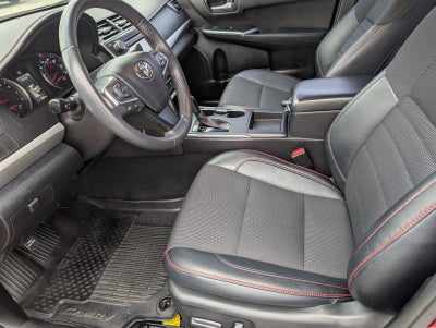 2016 Toyota Camry SE