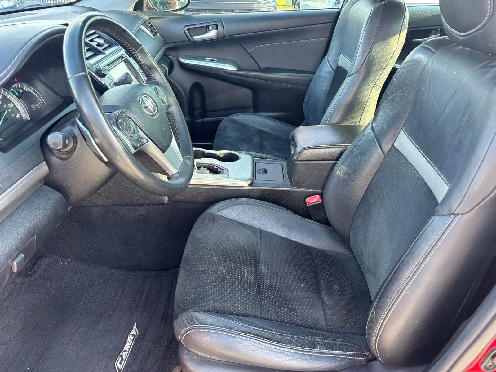 2014 Toyota Camry SE