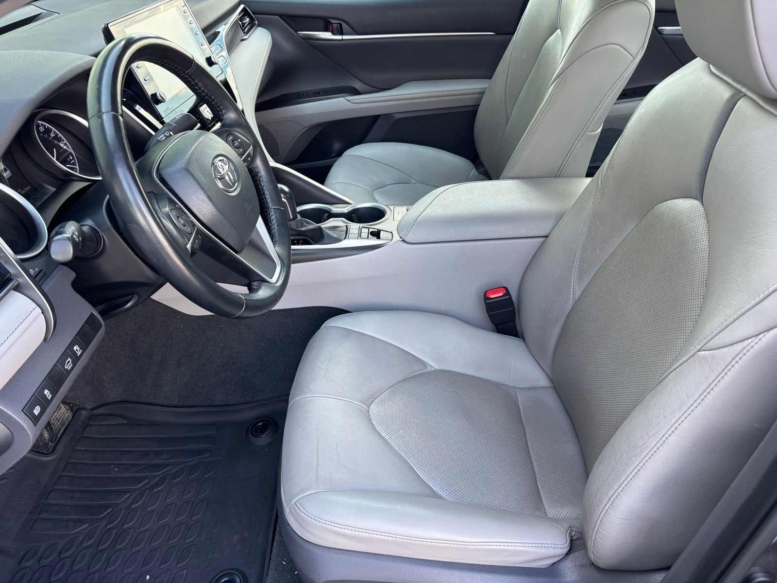 2021 Toyota Camry Hybrid XLE