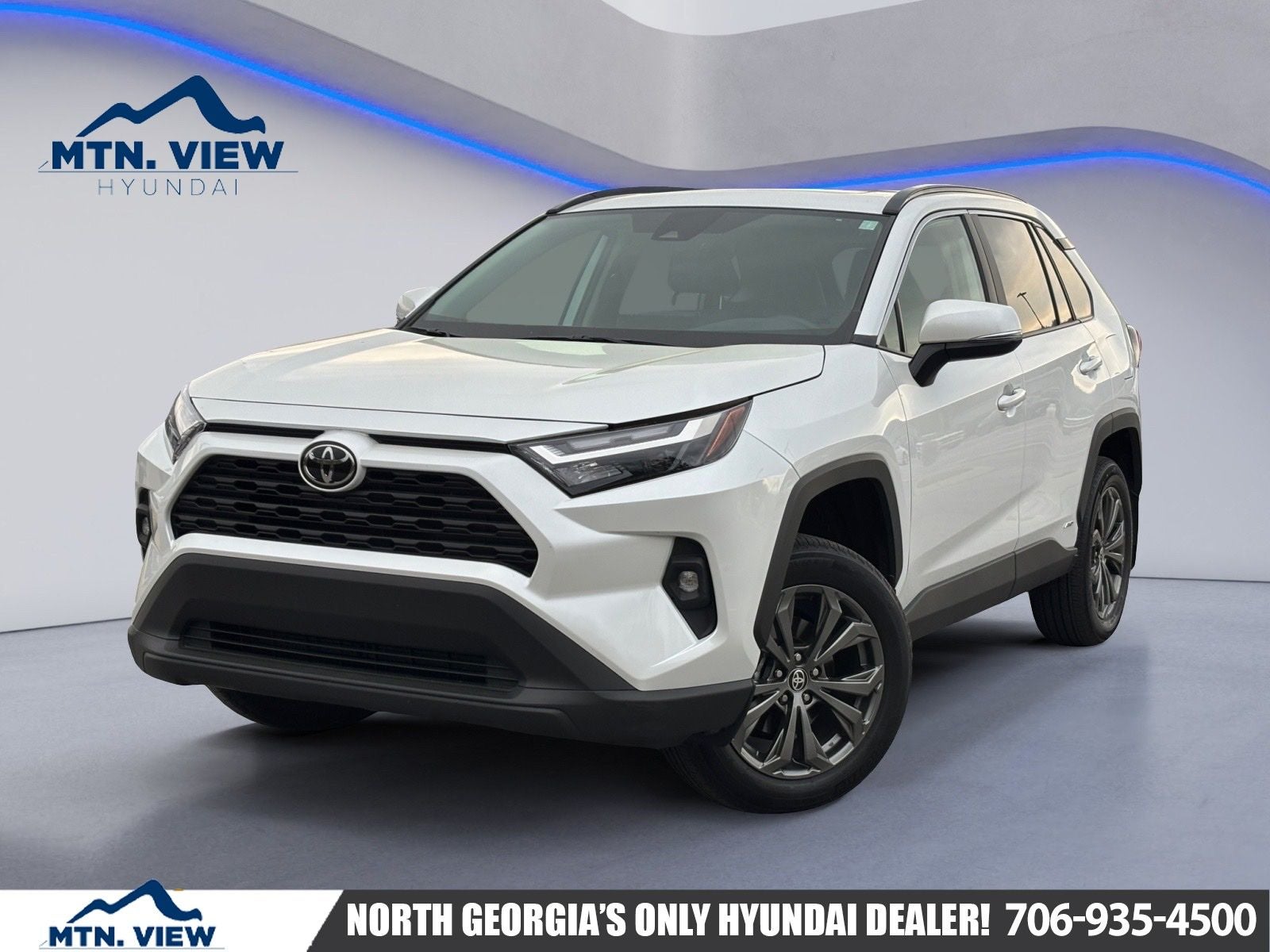 2025 Toyota RAV4 Hybrid XLE Premium