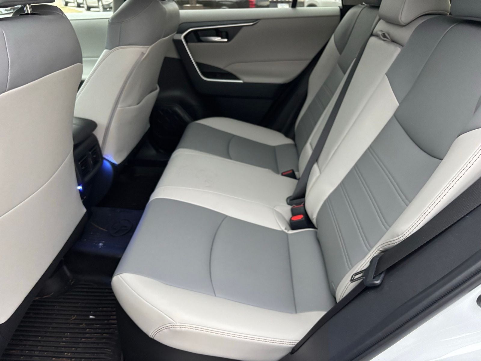 2025 Toyota RAV4 Hybrid XLE Premium