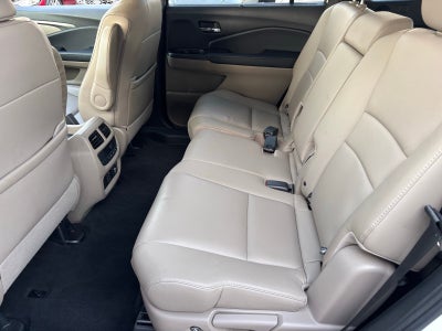 2019 Honda Pilot EX-L w/Navigation and Rear Entertainment System