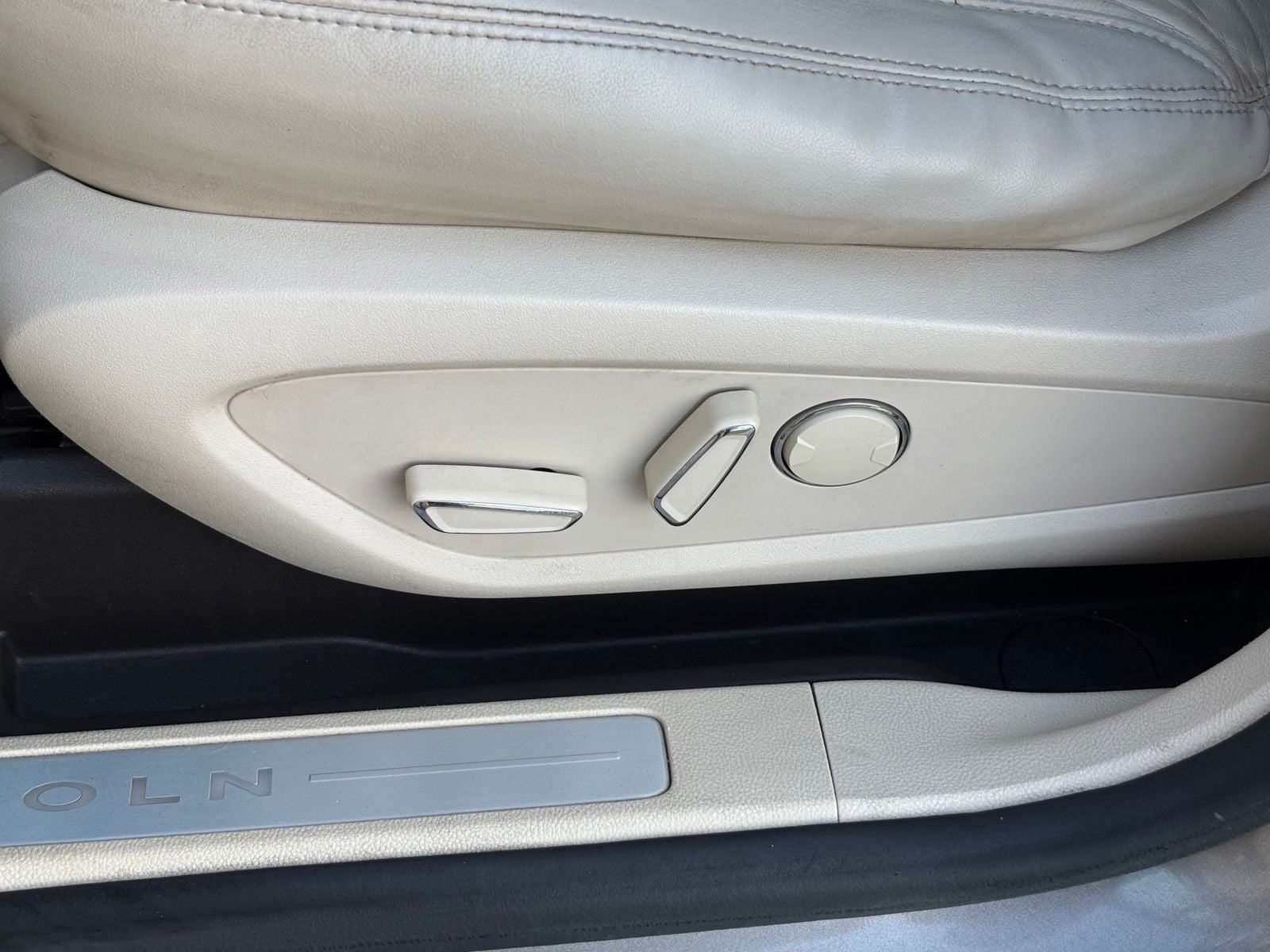 2016 Lincoln MKC Select