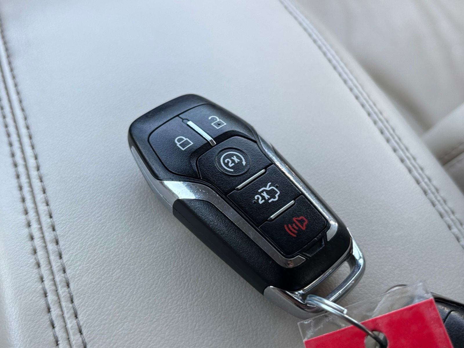2016 Lincoln MKC Select
