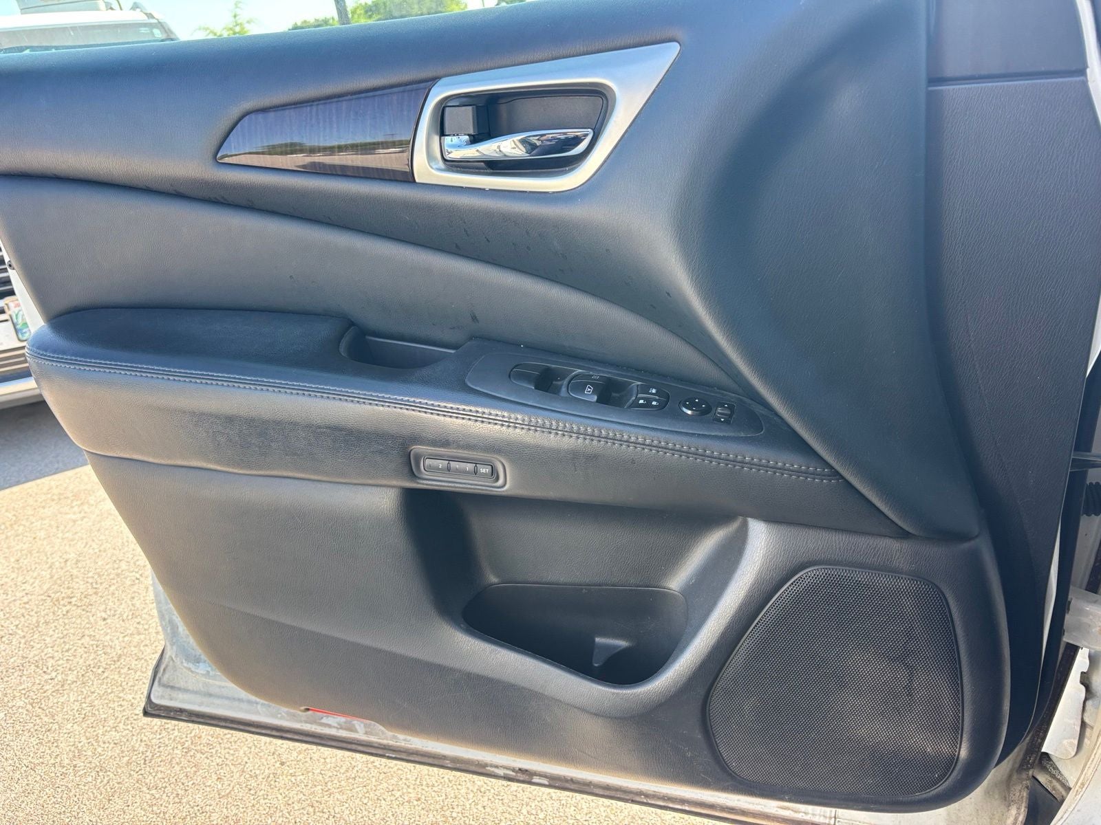 2014 Nissan Pathfinder SL