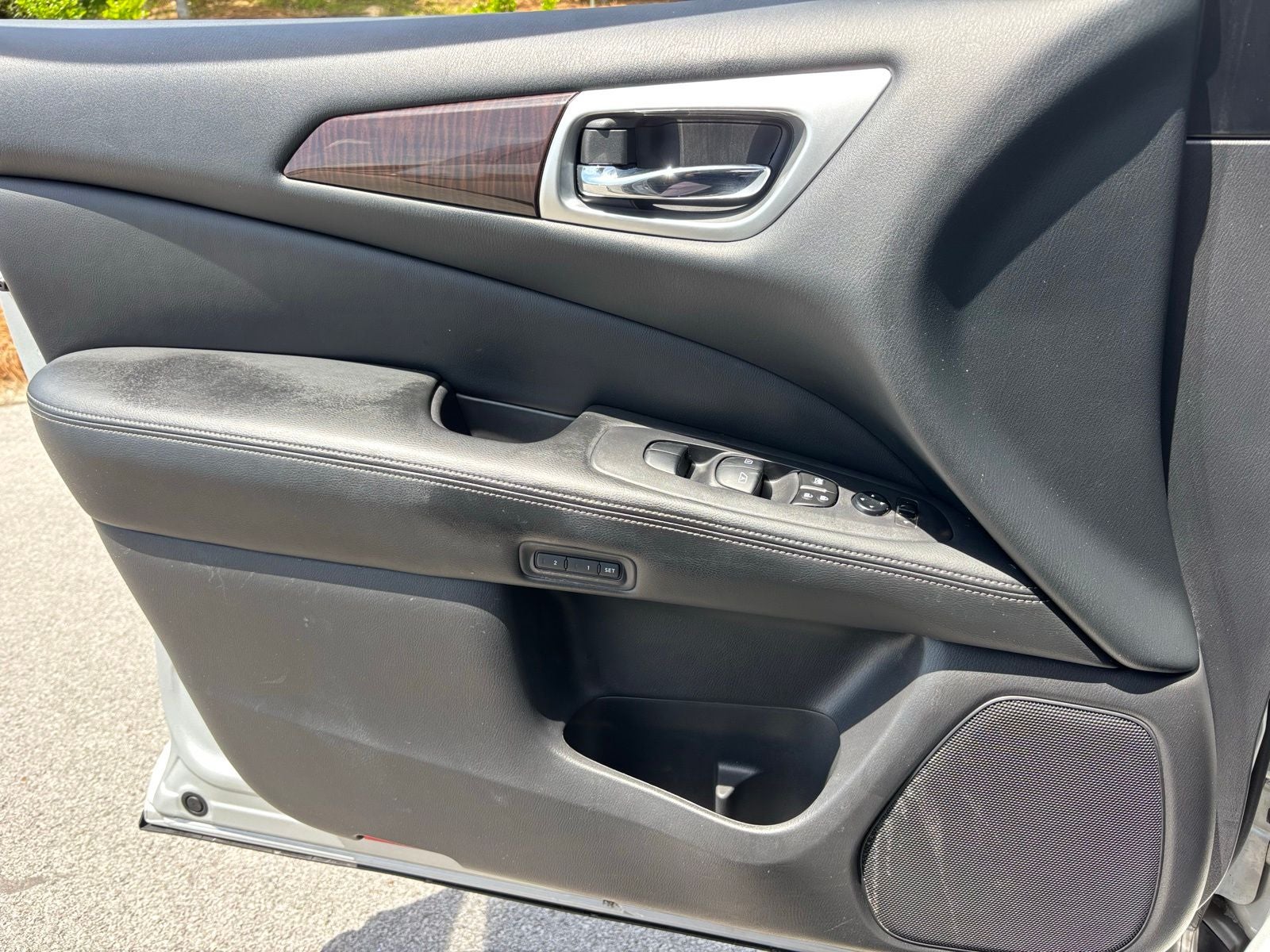 2016 Nissan Pathfinder Platinum