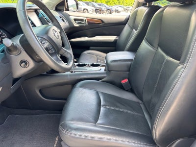 2016 Nissan Pathfinder Platinum