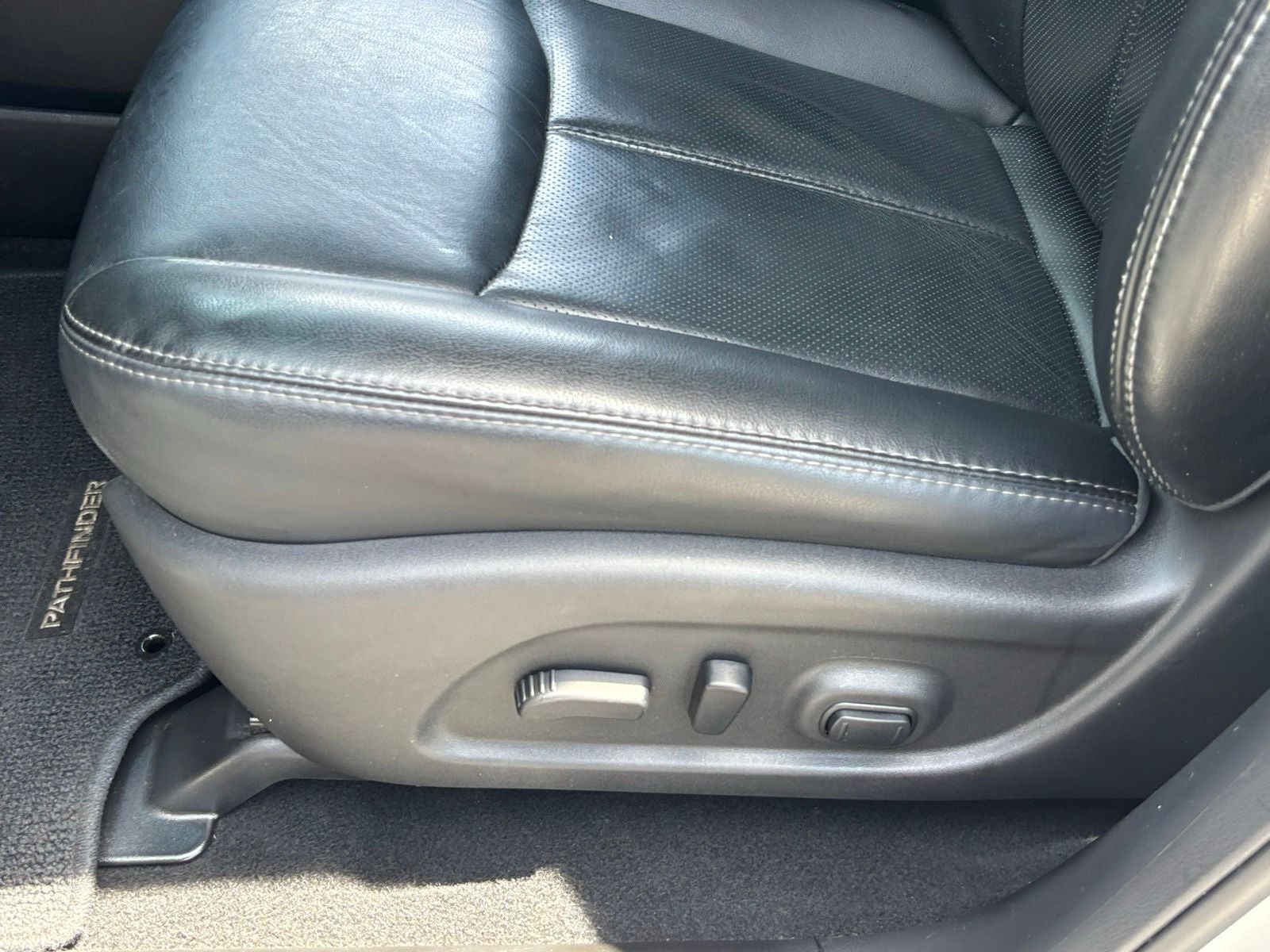 2016 Nissan Pathfinder Platinum